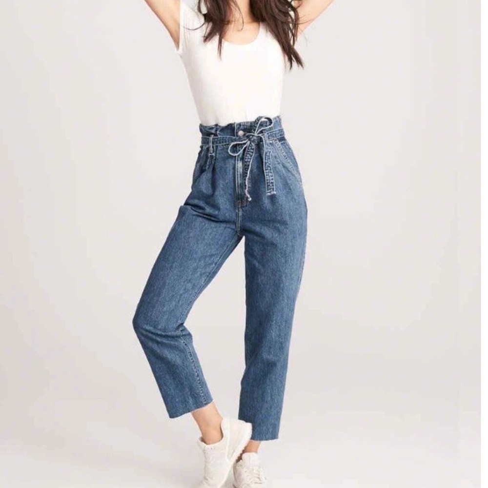 Abercrombie & Fitch Mom Jean Womens 26/2R‎ Blue Paperbag Waist Belted Straight